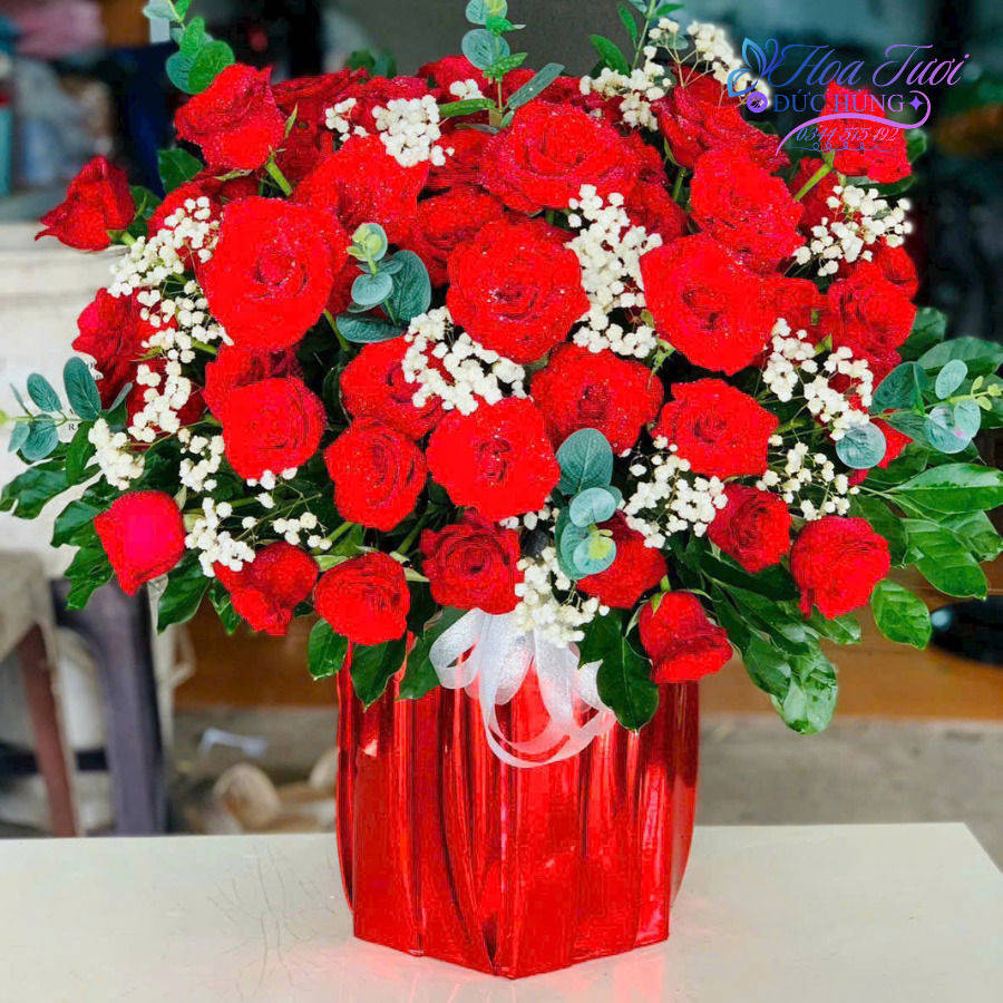 Giỏ Hoa Hồng Đỏ Tươi GH028